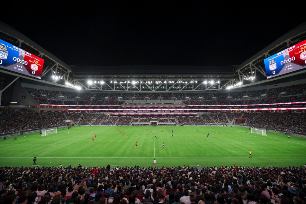 对话邓亚萍：球未落地